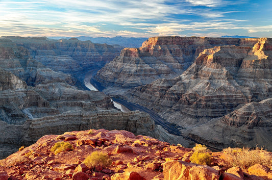 7 Popular National Parks with Easy Hikes and Stunning Views